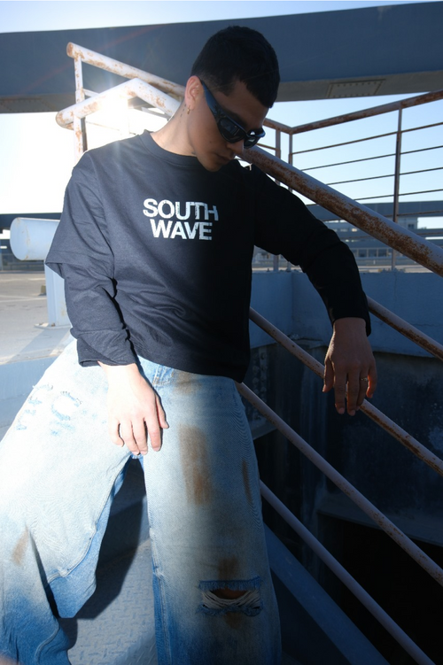 DUAL SLEEVE T-SHIRT